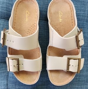 NWOB_Clarks Brookleigh Sun Slip-on Sandle - Creamy White - sz 6